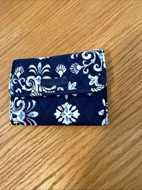 Vera Bradley Navy Floral RFID Quilted Wallet